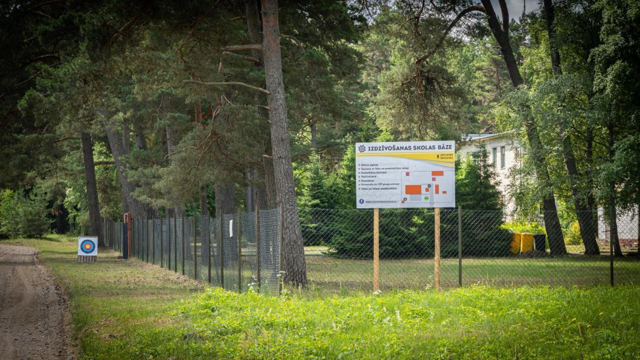 Military Base Camp Pavilosta Pāvilosta Εξωτερικό φωτογραφία